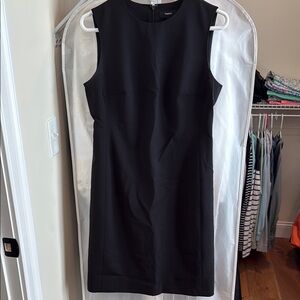 Theory Elegant Black Sleeveless Midi Dress